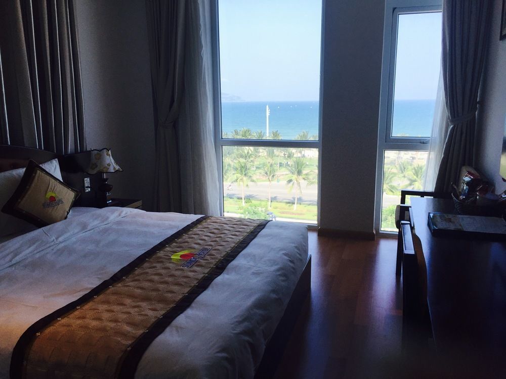 Sea Castle 2 Hotel Da Nang Exterior photo